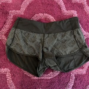 Lululemon reflect Speed shorts absolutely stunning sx 6 kill the lights